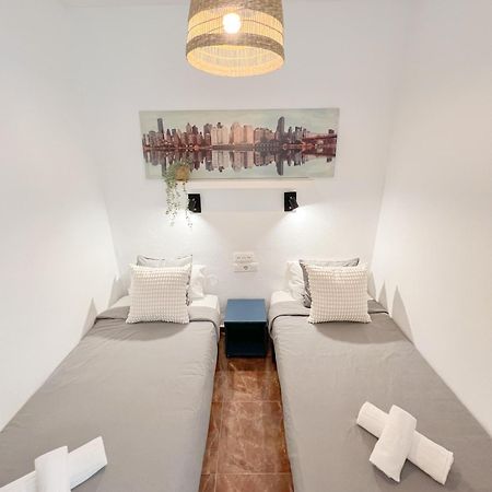 Cozy & Bright Flat Torremolinos Centre Apartment Luaran gambar