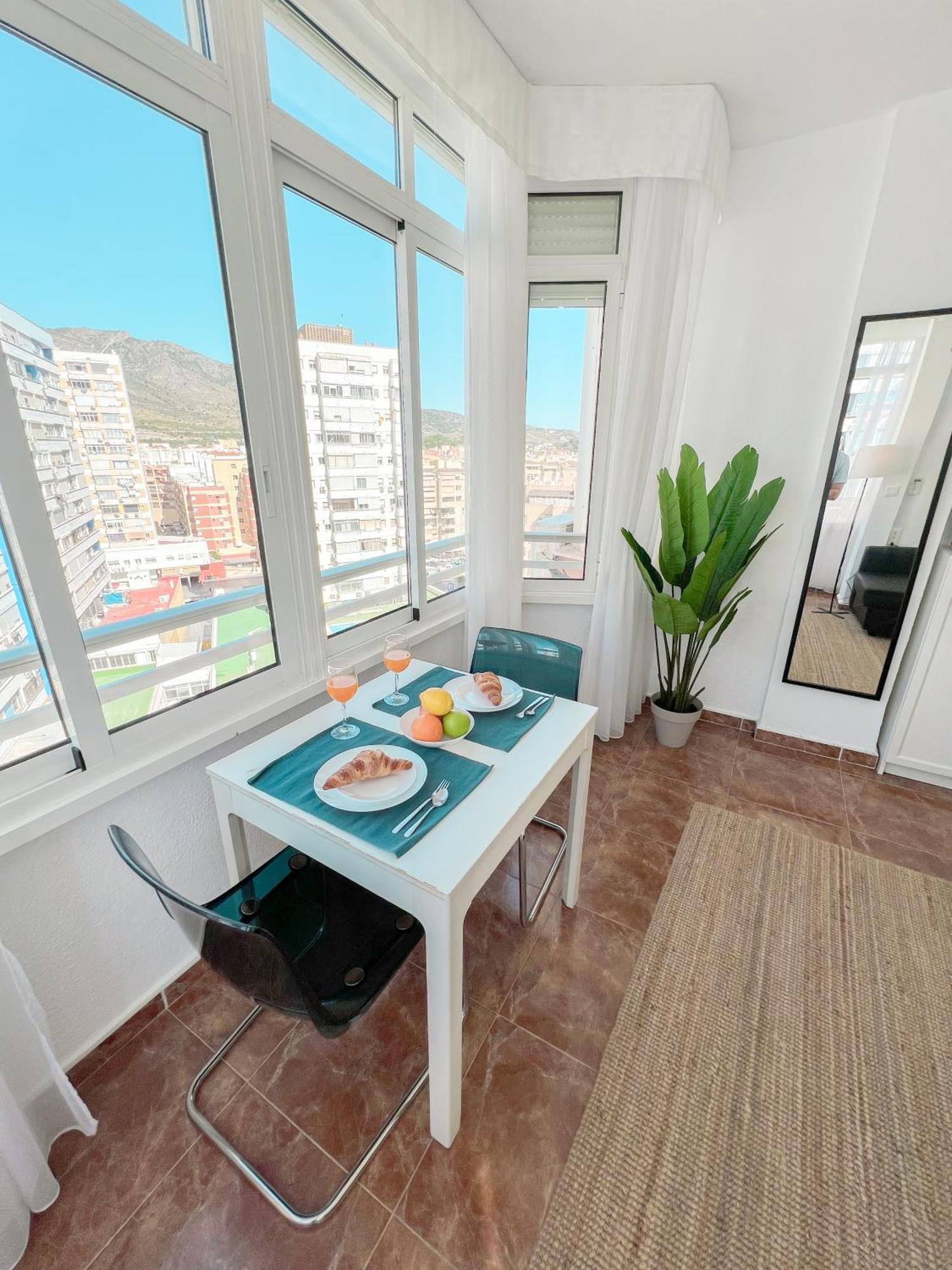Cozy & Bright Flat Torremolinos Centre Apartment Luaran gambar