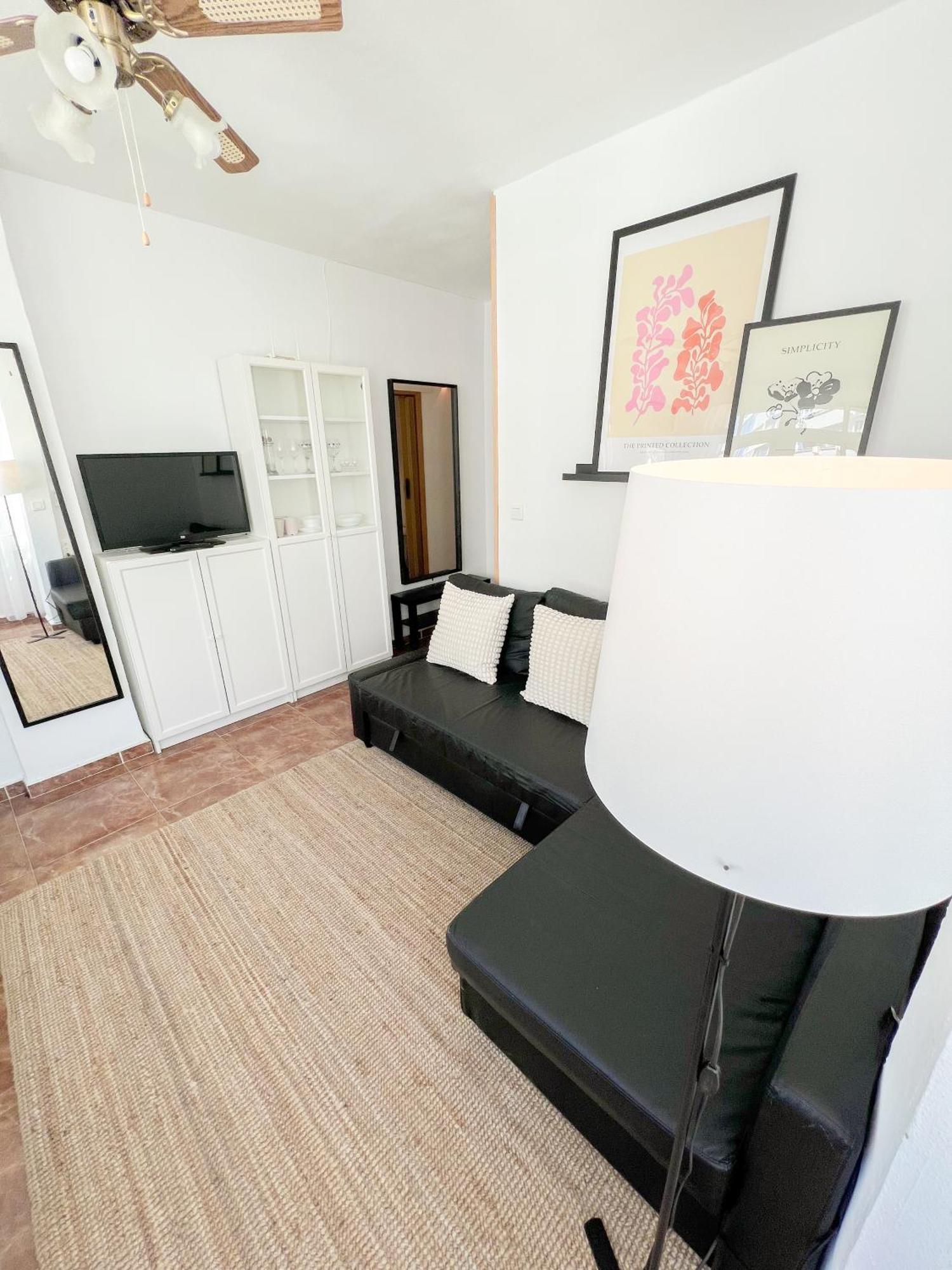 Cozy & Bright Flat Torremolinos Centre Apartment Luaran gambar