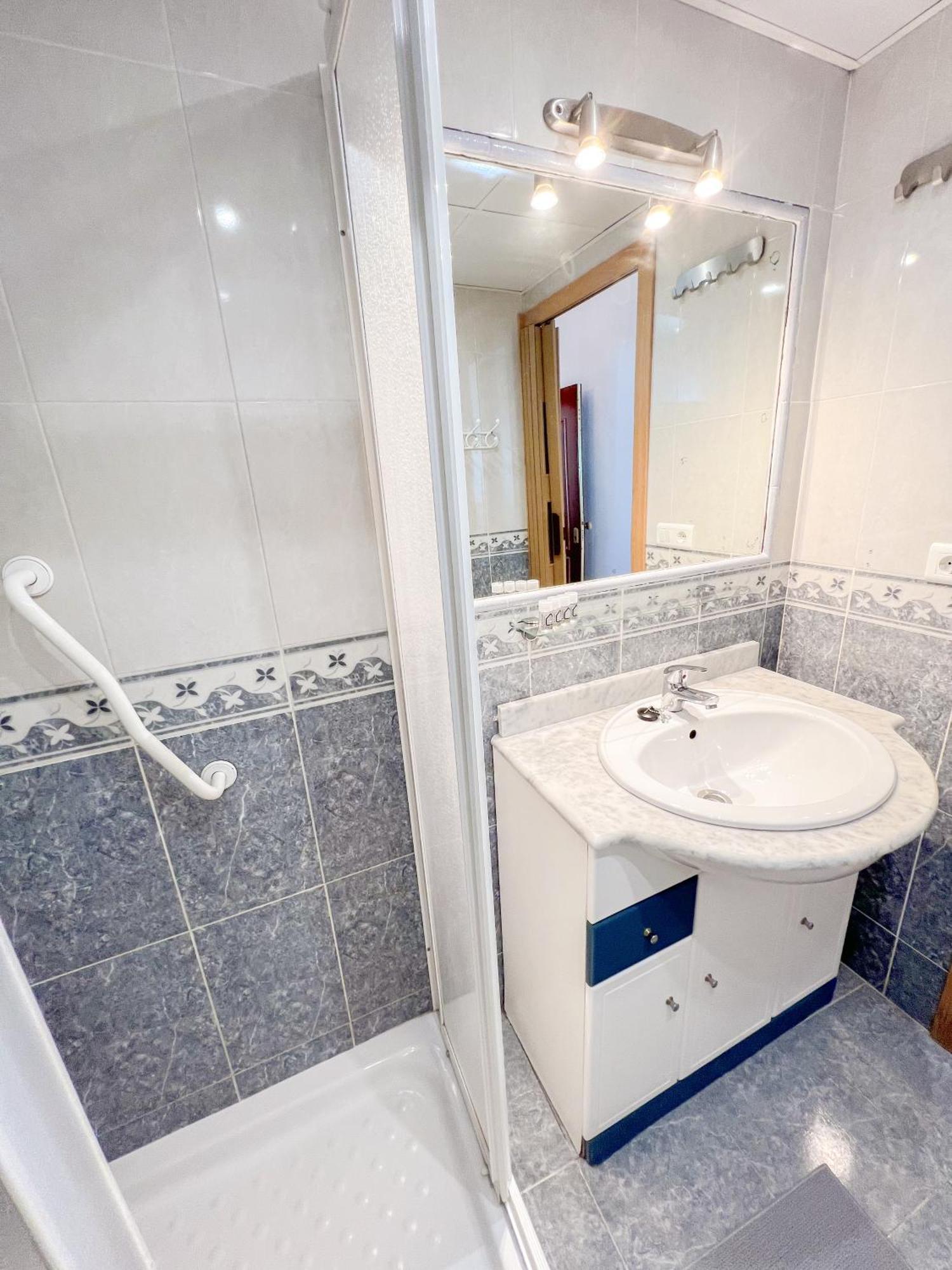 Cozy & Bright Flat Torremolinos Centre Apartment Luaran gambar